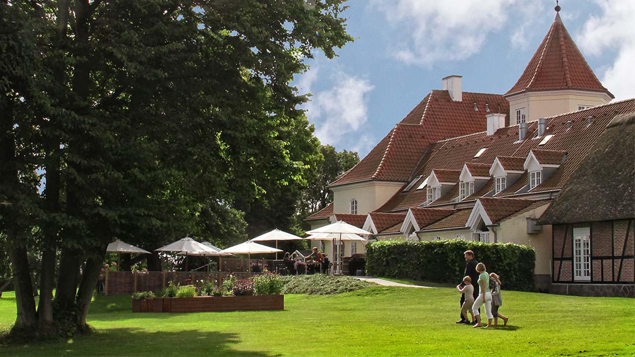 Overnatning på Gl. Avernæs - Sinatur hotel