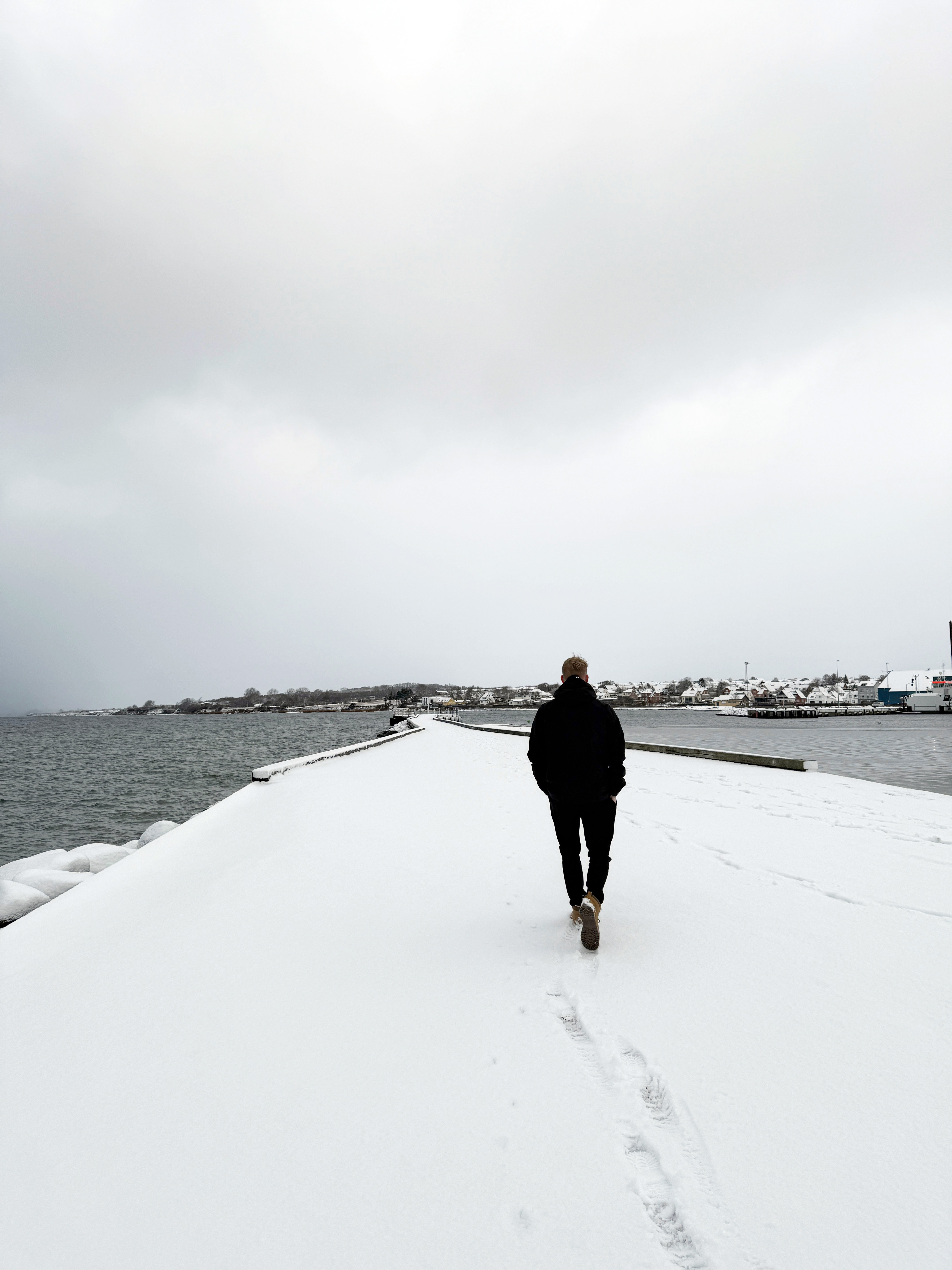 Vinter i Assens Købstad - Gåtur ud på molen
