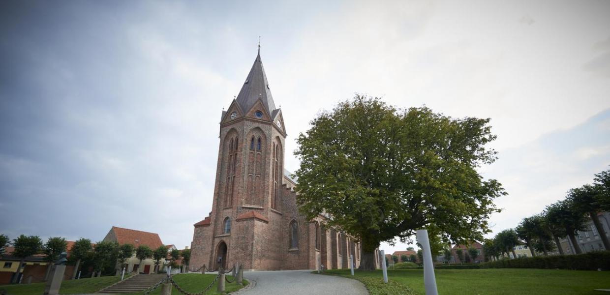 front vor frue kirke assens